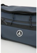 Dunkelblaue Duffelbag IJI von Tänta 2