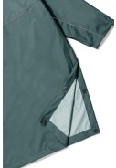 Grüner (green machine) nachhaltiger Regenponcho + Regenhose von Dripp Rainwear 6