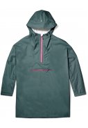 Grüner (green machine) nachhaltiger Regenponcho von Dripp Rainwear