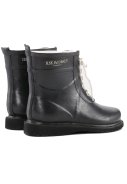 Schwarze niedrige Gummistiefel mit Schnürung von Ilse Jacobsen 2