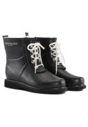 Schwarze niedrige Gummistiefel mit Schnürung von Ilse Jacobsen